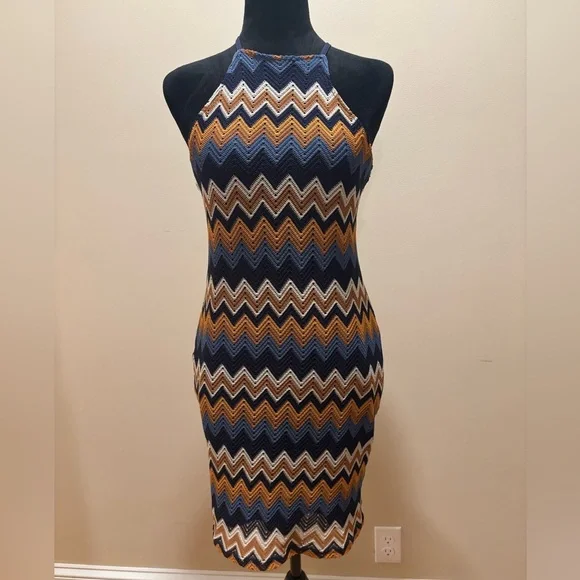 Almost Famous Lace Zig Zag Missoni Pattern Lined Dress Size Medium - Picture 3 of 7